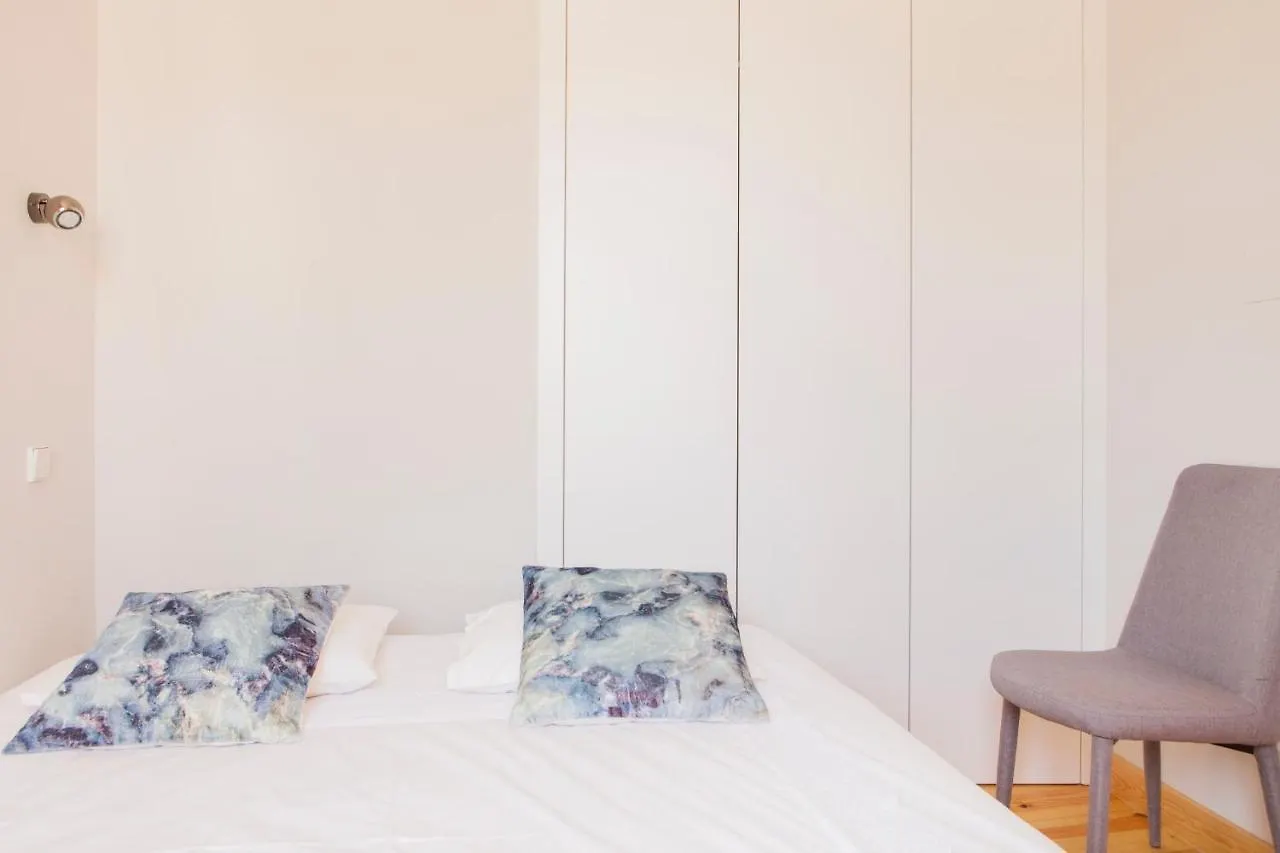 Charming Flat With Balconies Central Chiado District 2 Bedrooms & Ac 19Th Century Building Lisboa Portugalsko