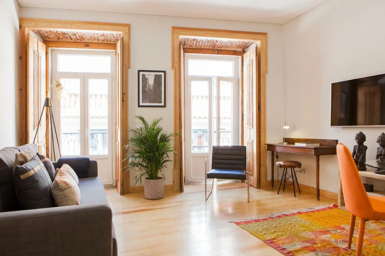Charming Flat With Balconies Central Chiado District 2 Bedrooms & Ac 19Th Century Building location